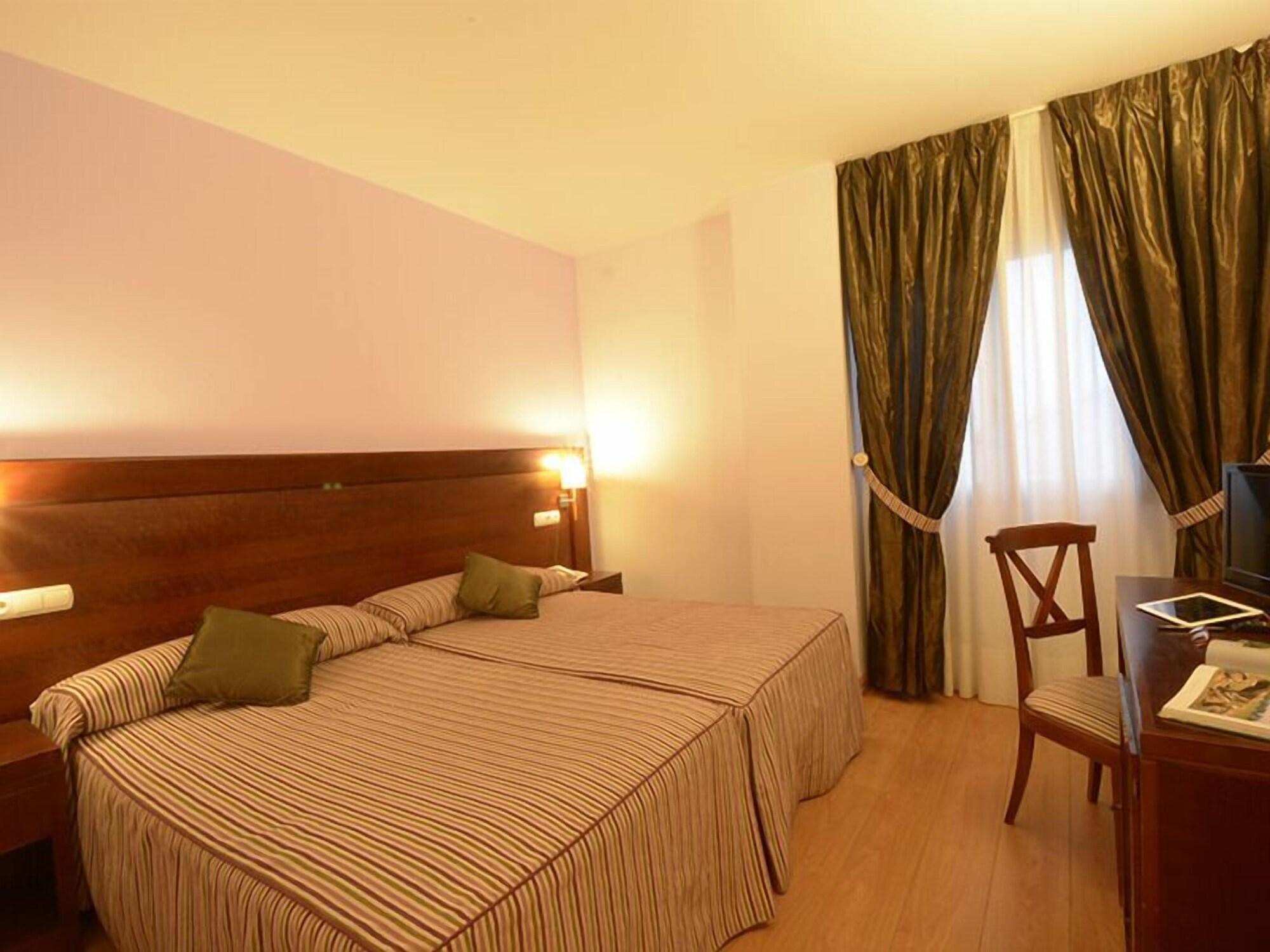 Hotel Campos De Castilla Soria Exterior photo